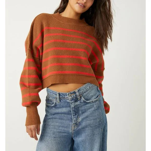 🎉LAST CHANCE🎉 FREE PEOPLE Easy Street Stripe Crop Pullover / Sahara Combo - Picture 2 of 5